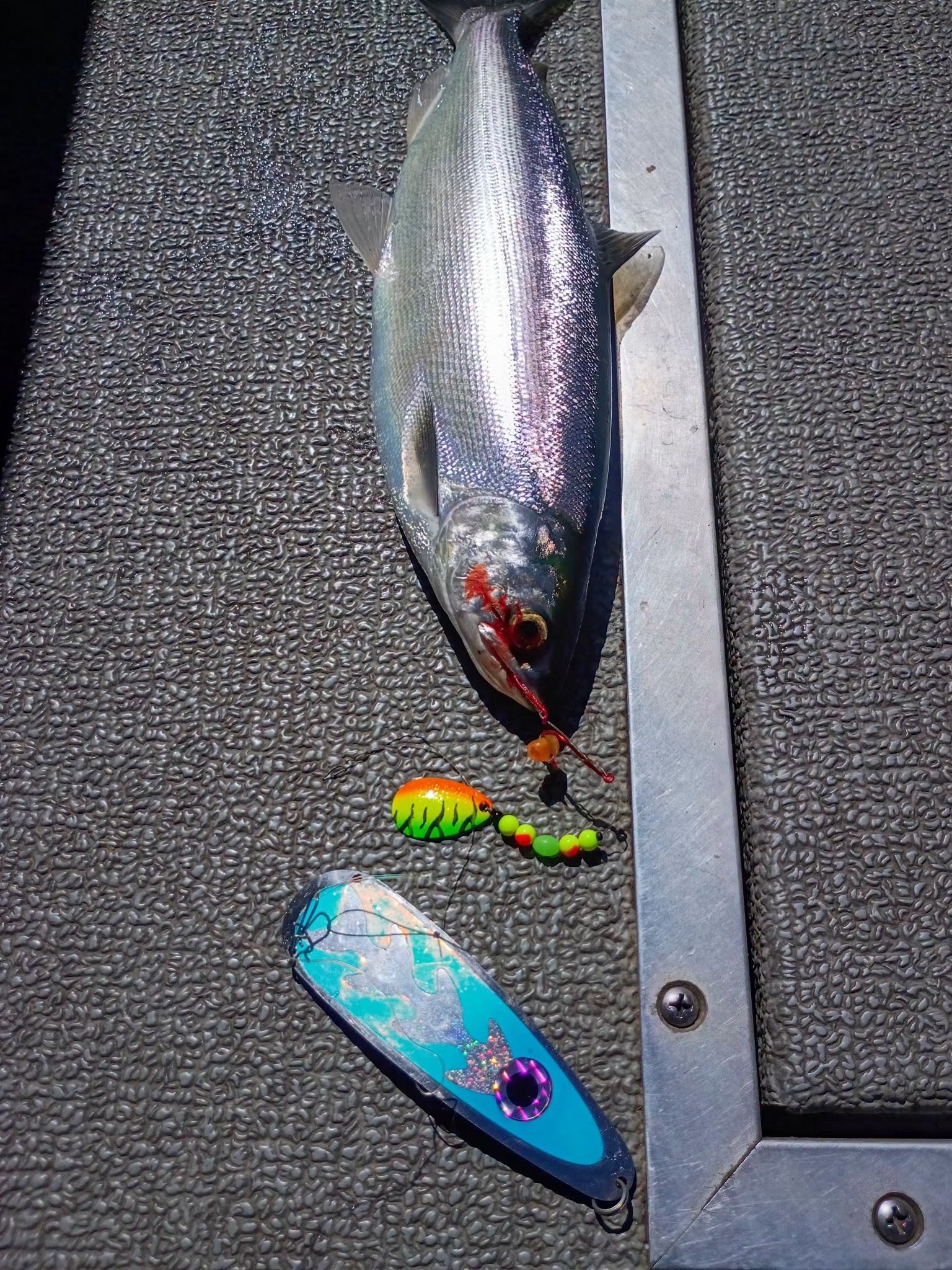 Uncle Larry's UV Glow Tiger Spinners